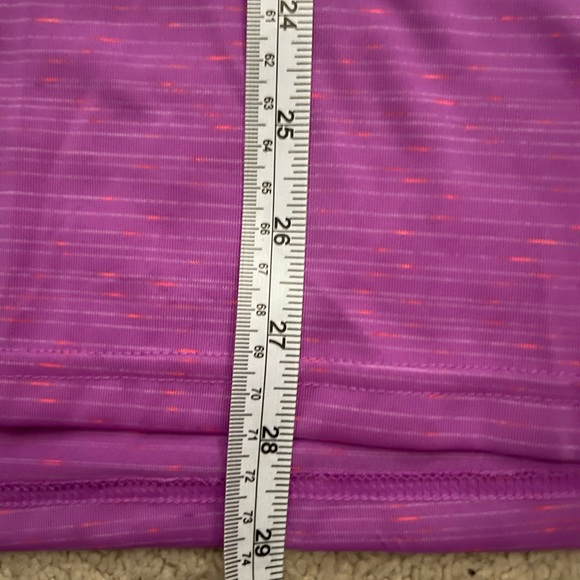 Reebok Pink Short Sleeve V neck t shirt  XL - Picture 9 of 11